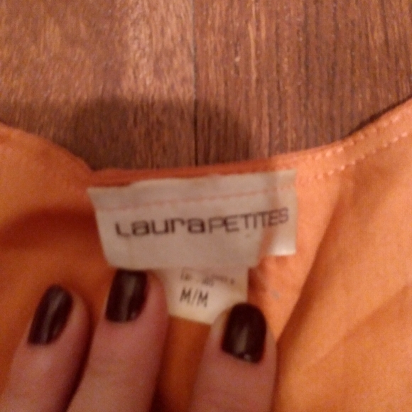 Closet clearout - Picture 2 of 4